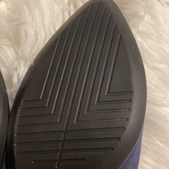 Ecco Blue Suede Flats Sleek Minimalist Design size US 6 BNWOT see photos - Picture 7 of 12